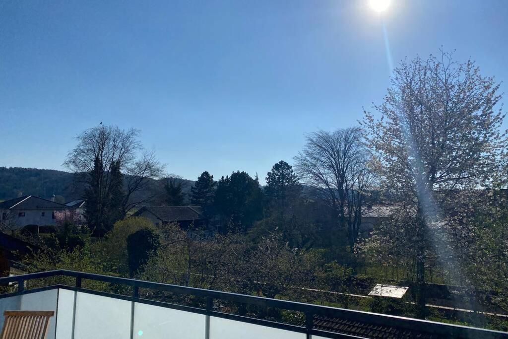 Lichtdurchflutete Wohnung Mit Grosser Dachterrasse Bruckmuhl Bagian luar foto